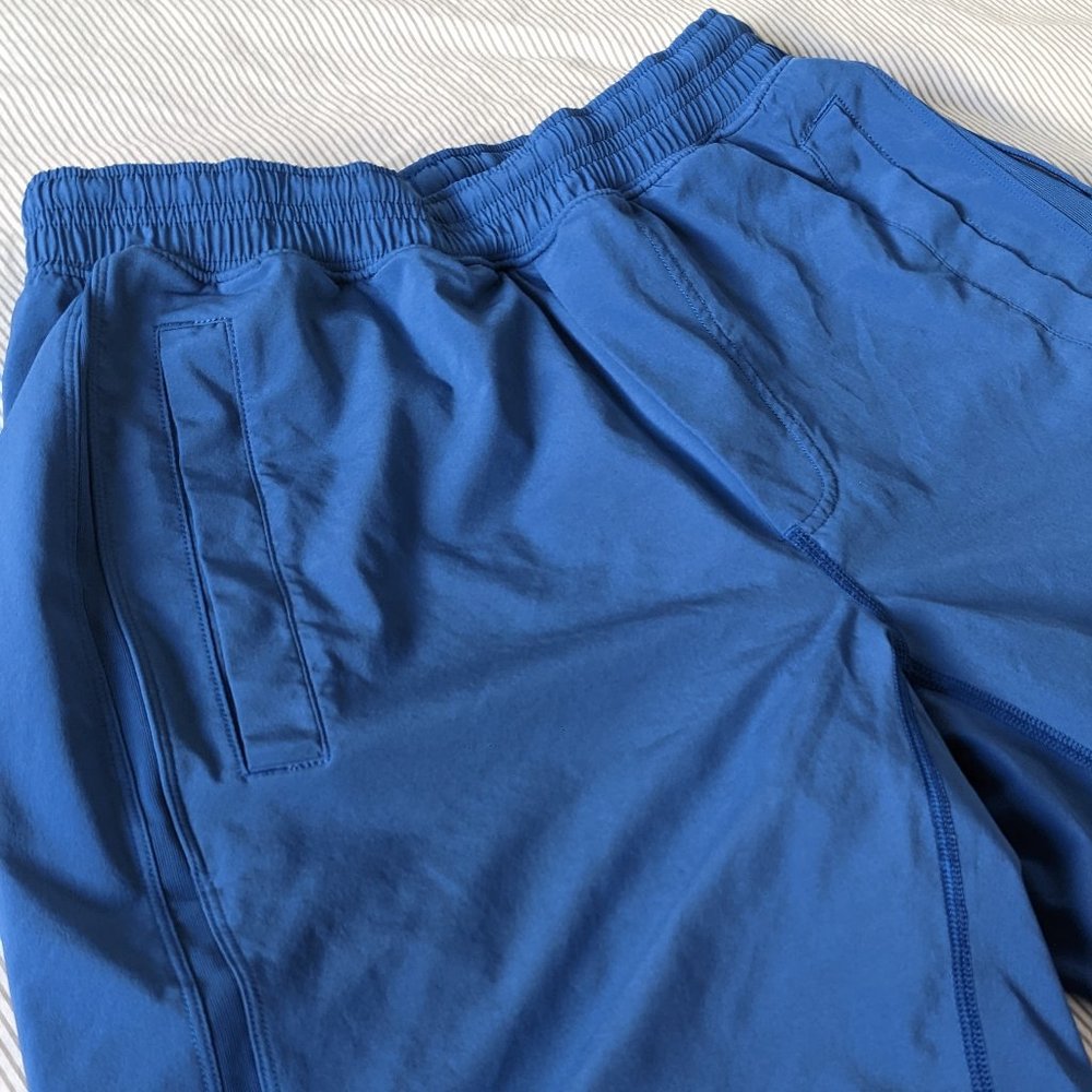 Lululemon Pace Breaker lined short